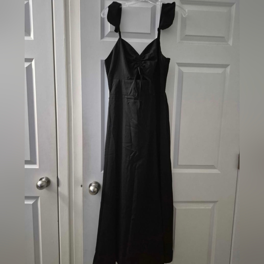Black Ruffle Shoulder Maxi Dress
